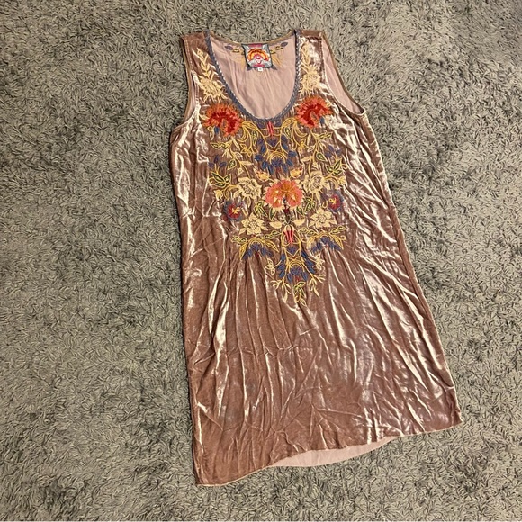 Johnny Was NEW Simona Embroidered Rayon Silk Velvet Dress Size M - Picture 2 of 14
